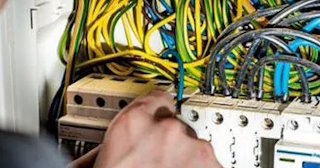 Электрика в частном доме под ключ в Топках - стоимость услуг от 1570 руб.